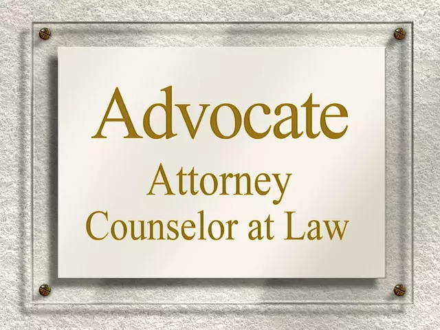 lawyer-attorney-law-judge-640x480-15436314.jpeg